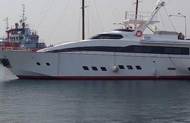 Graceful 100' Alfamarine 'Majesty' Power Mega Yacht in Elefsina, Greece