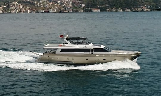 Falcon 85S Power Mega Yacht para alugar em Muğla!