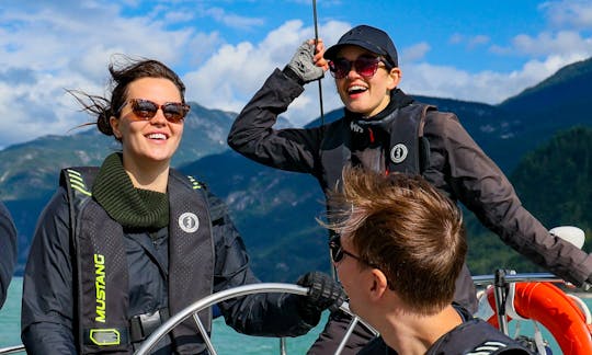 Sailing Tour | Sail the Legendary Wind of Howe Sound | Squamish, BC