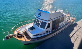 35' CHB Trawler boat for rent on SF Bay