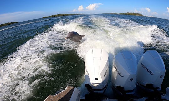 Large 35' Luxury boat in Fort Myers, Florida