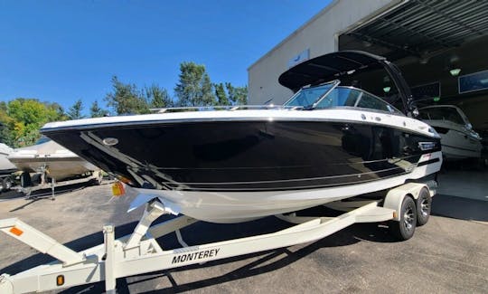 27' Monterey Bowrider on the St Croix River