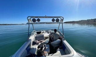 22' Tige Wakeboat for rent on Canyon Lake, Texas!