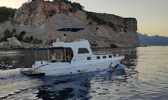 Kemer Swimming Excursion in Antalya