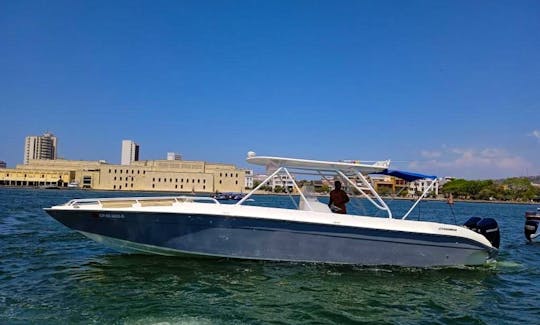 Boat 38ft Private for Island hopping in Cartagena de Indias