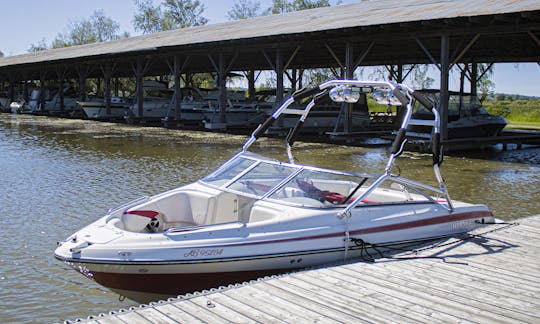 21'T Reinell Bowrider Boat