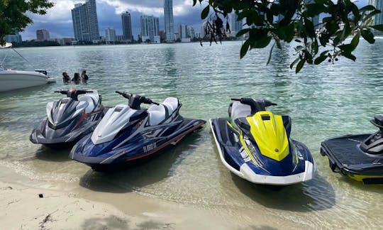 Yamaha Waverider Jetskis for rent in Miami, Florida