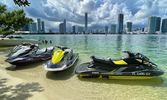 Yamaha Waverider Jetskis for rent in Miami, Florida