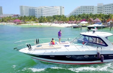 Beautiful and Clean 48ft Doral Motor Yacht for Rent in Cancún, Quintana Roo