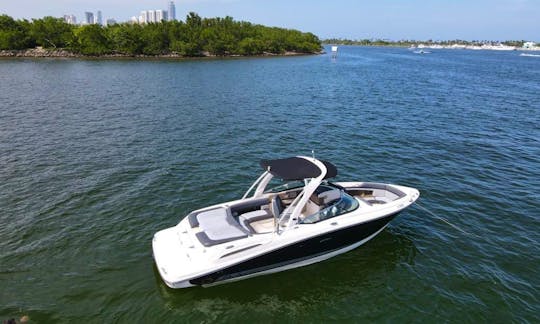 26' Sea Ray Motor Yacht For Rent Miami Haulover Sand Bar