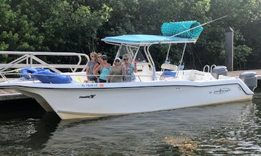 Great 28' Pro Kat Center Console in Boca for rent with captain!