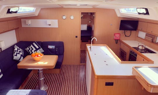 Sailing Bavaria 56 Cruiser available in The Solent UK