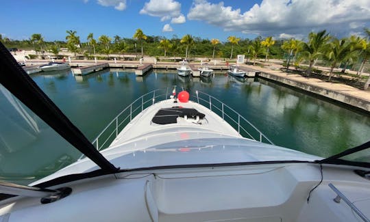 Sea Ray Sedan Bridge de 56 pies con todo incluido en la isla de Cozumel, México