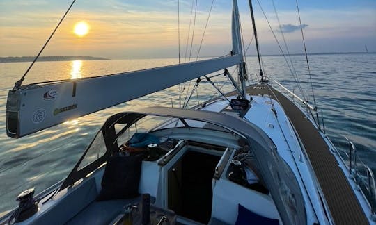 Sailing Bavaria 56 Cruiser available in The Solent UK