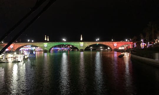 Ponton pour autocars de 27 pieds/à louer à Lake Havasu City