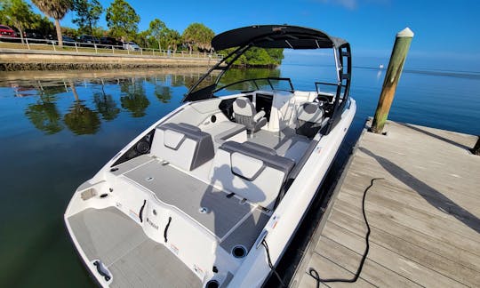 25' Yamaha Bowrider for rent in St. Pete Beach
