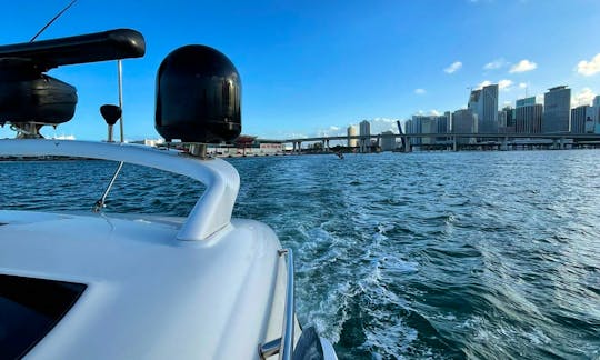 Luxury and Comfort at it's finest Chaparral 400 premiere for rent in Miami