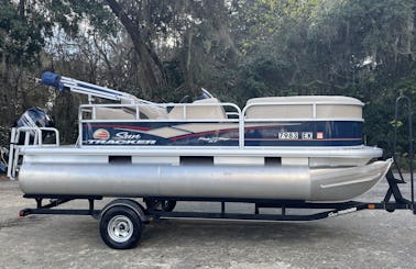 SunTracker Party Barge Pontoon with FREE gas on Suwannee River