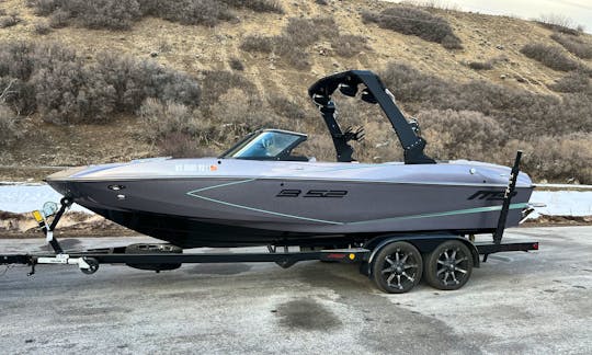 2019 MB B52 Classic 23’ “Surf Machine” Bowrider in Lehi, Utah