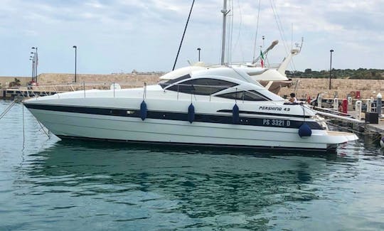 Pershing 43 Ht Motor Yacht Rental in Napoli, Campania