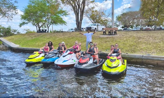 NEW Yamaha VX 2022 Jetskis for Rent With Audio in Cape Coral