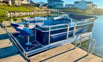 Electric Laker Pontoon Boat in River Islands!