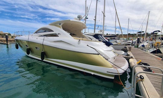 Sunseeker Portofino 53 for charter in Albufeira Marina, Algarve