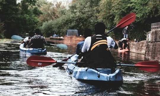 Picnic and Paddle Kayak Trip in Barrow upon Soar