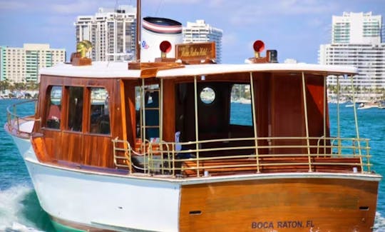 42ft Saint Augustine Vintage Yacht for Charter in Miami Beach
