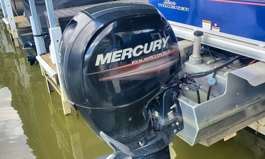 Smooth, quiet and fast 150hp 4 Stroke Mercury Outboard.