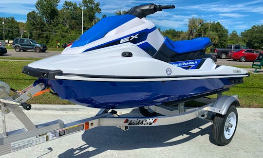 Blue Yamaha EX Jet Ski for rent on Potomac River