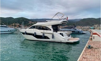 Cranchi E52F Luxury Yacht Charter in Portimão