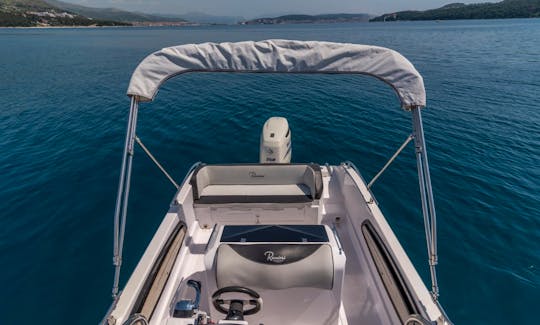 Hire Ranieri Voyager 23 S Powerboat in Split