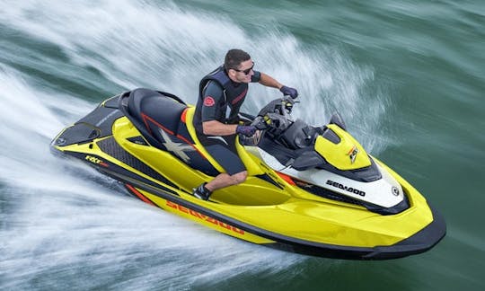 JET SKI RENTAL - Oakville, Mississauga, Burlington