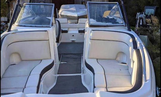 Yamaha AR240 Wakeboat for rent in Destin, Florida