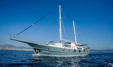 Yacht à goélette de luxe au départ de Bodrum pour 8 personnes