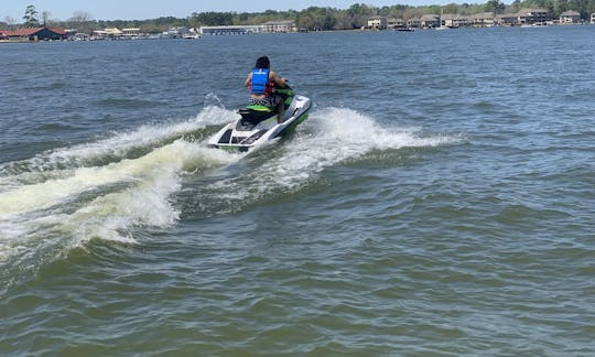 ROBA!!! ¡2 motos acuáticas por el precio de 1 en Margaritaville Resort