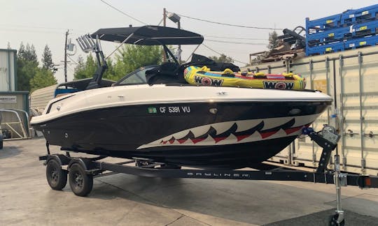 "Sharkie" the 2021 Bayliner VR5 20ft Powerboat w/ Wakeboard Tower