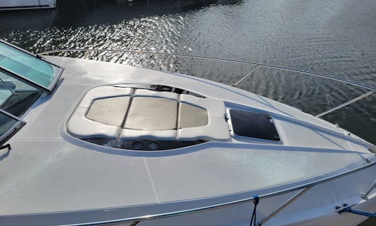 Croisière en yacht à moteur Rinker à louer à Miami pour une journée