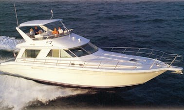 Luxury Motor Yacht available in Mississauga / Toronto