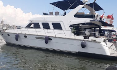 Louez le yacht à moteur de luxe personnalisé à Istanbul, Istanbul