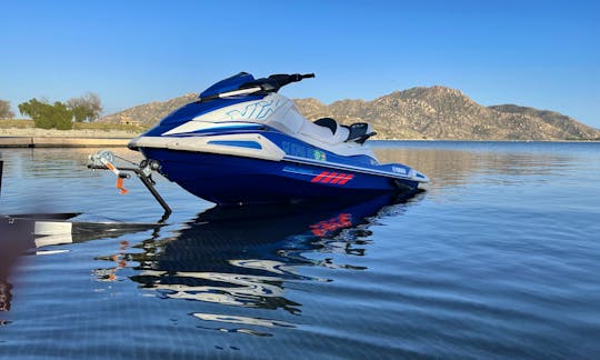 Wave Runner VX Cruiser Jetski Rental at Lake Perris, California