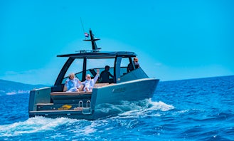 Charter Luxury Aboard COLNAGO 35' Yacht in Split, Croatia