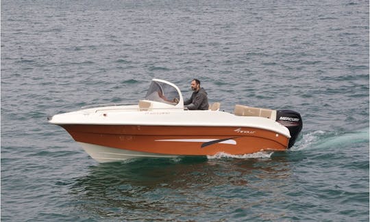 18ft Nireus 530 motor boat with 150 hp engine for rent in Tsilivi - Planos, Zakynthos with skipper
