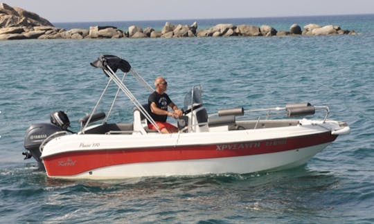 Lancha motora Karel 550 de 18 pies con motor de 80 CV en tsilivi - zakynthos