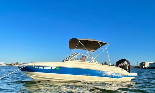 19ft Stingray Bowrider Rental in Treasure Island, Florida