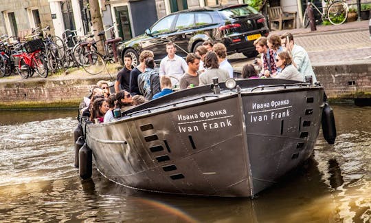 Private Electric Sloop Boat Tour, Drinks & BBQ in Amsterdam