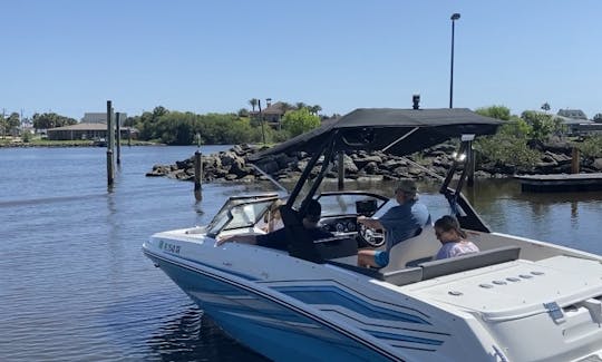 パームコーストのウォータースポーツ 🤿🏄🏾‍♂️、エンターテインメント 🎼、ファミリーボート 🚤