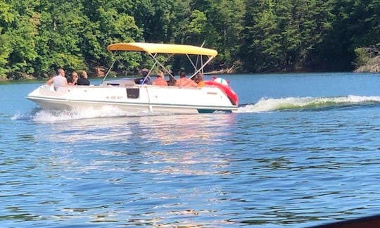 1997 Hurricane 24' Deck boat for rent on Lake Norman