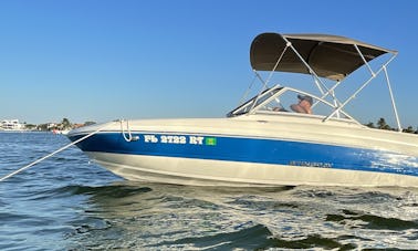 BOAT FUN IN THE SUN - Stingray Fun